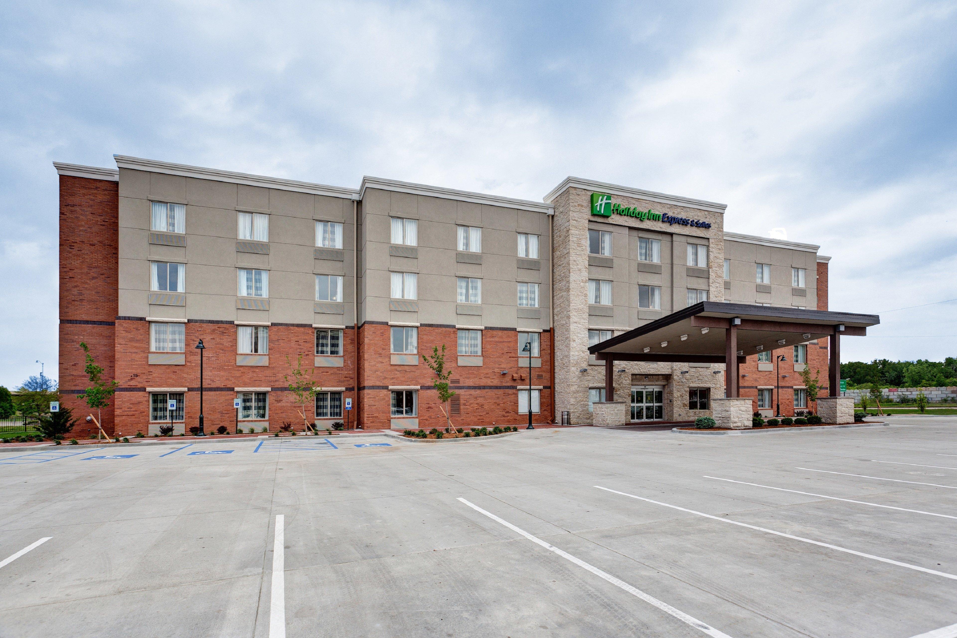 Holiday Inn Express & Suites Manhattan By Ihg Luaran gambar