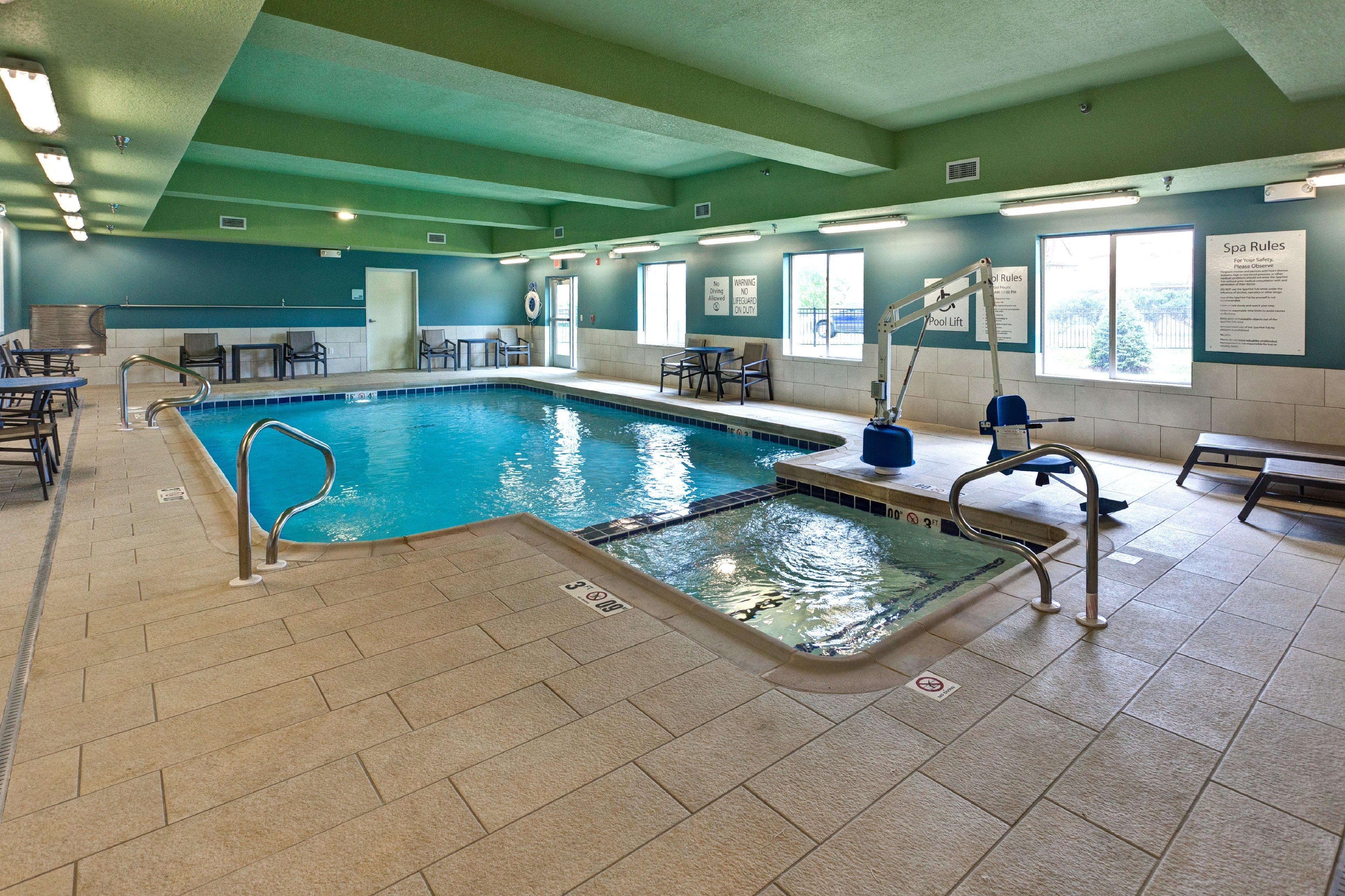 Holiday Inn Express & Suites Manhattan By Ihg Luaran gambar